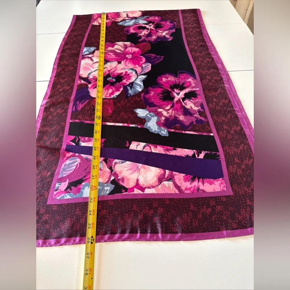NWT White House Black Market Viola Oblong Scarf Cabernet Purple Floral‎ 21